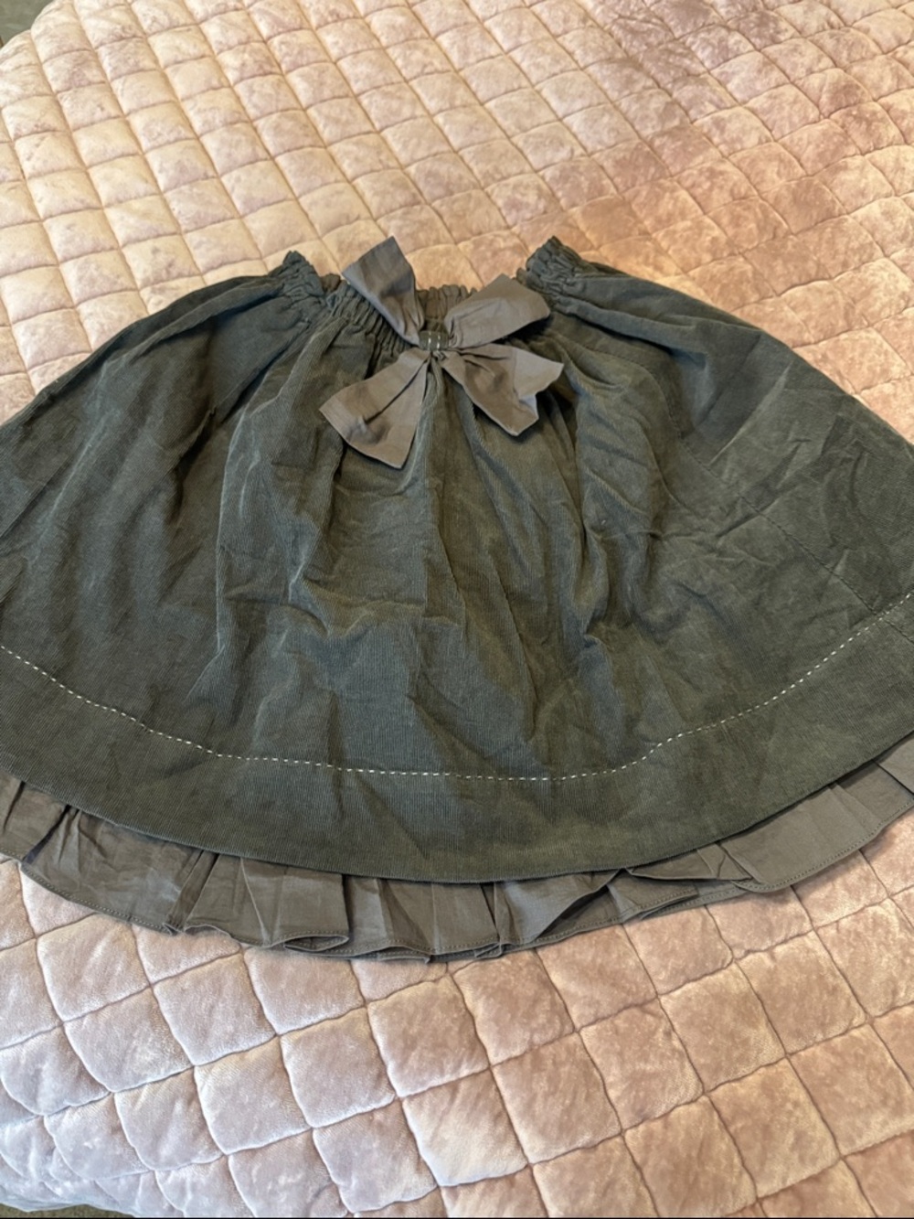 Neige Pleated Bow-Accent girls  light courdroy skirt in gray